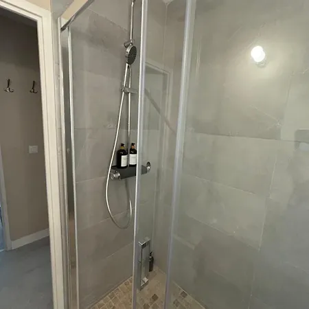 아파트 T2 Aeroport *
